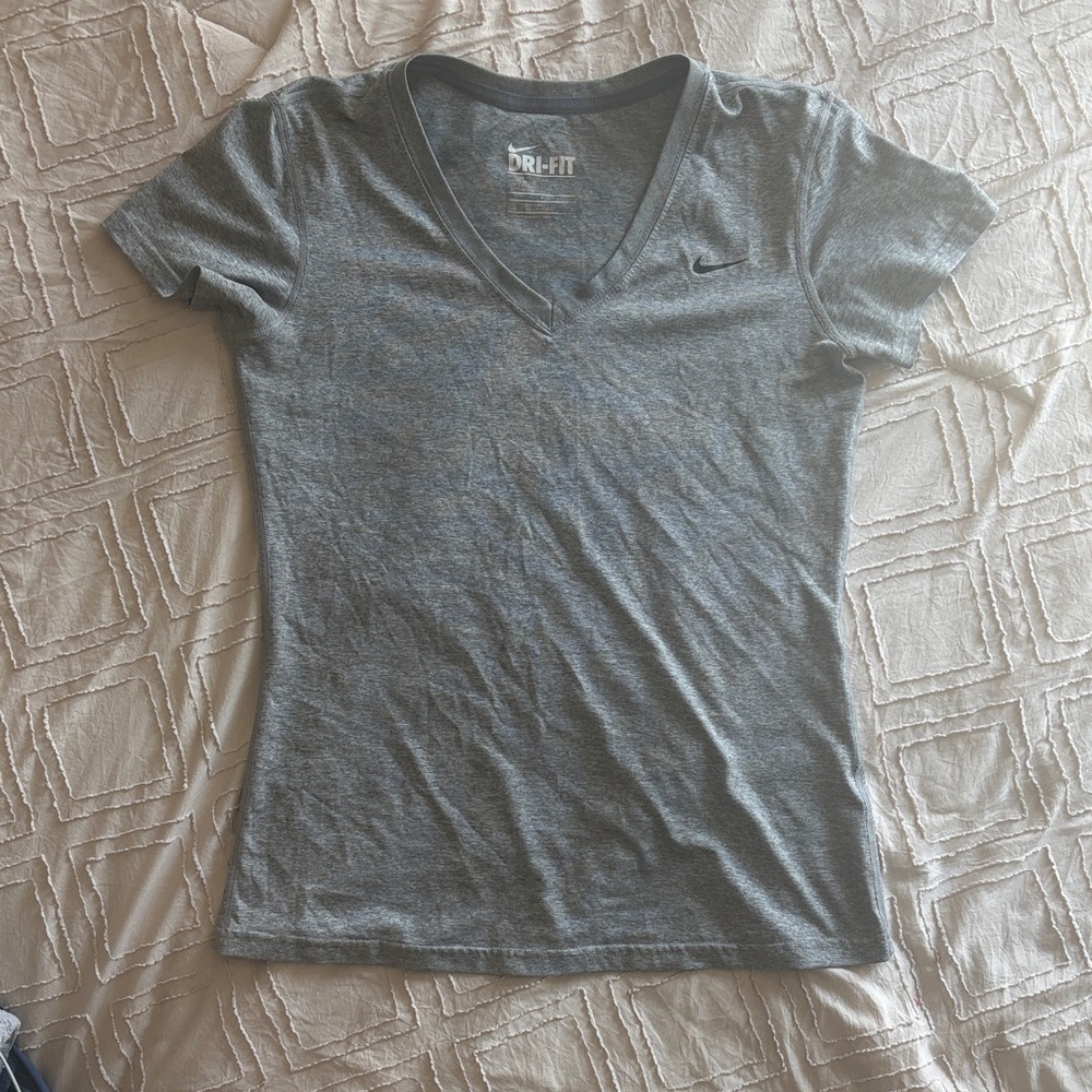 Nike Women's Heather Gray V-Neck Tee